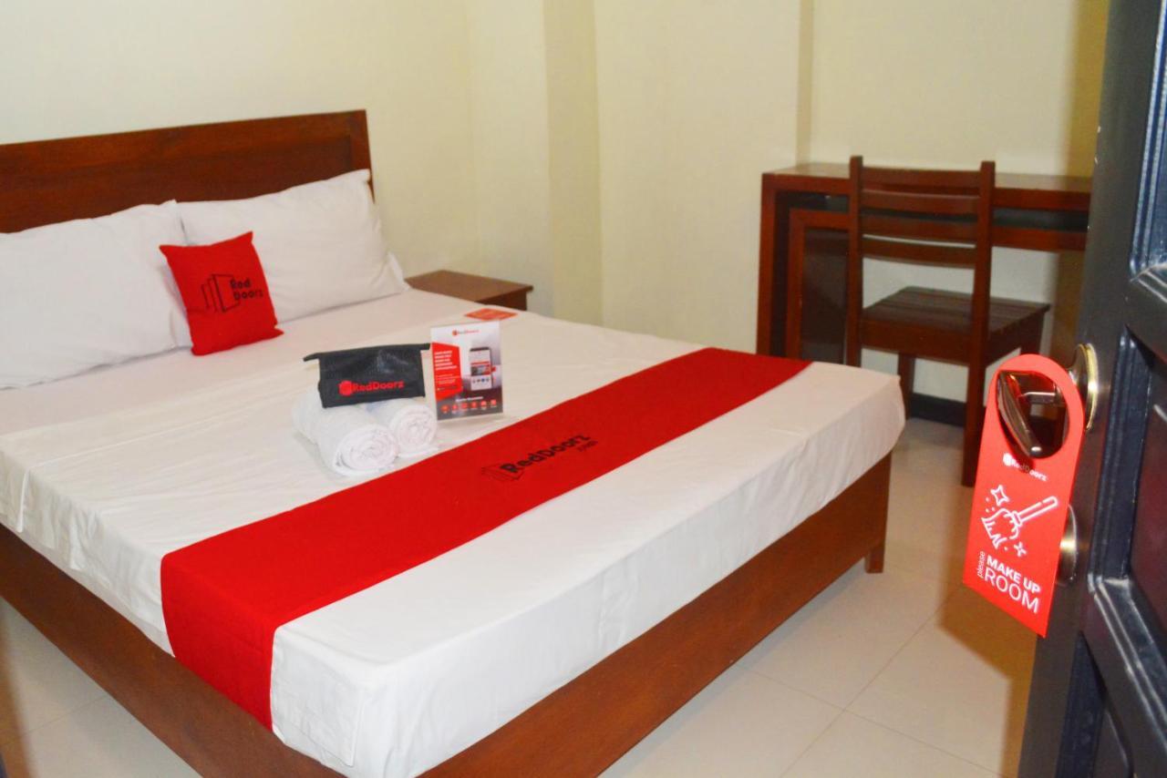 Reddoorz Near Sm Puerto Princesa Kültér fotó